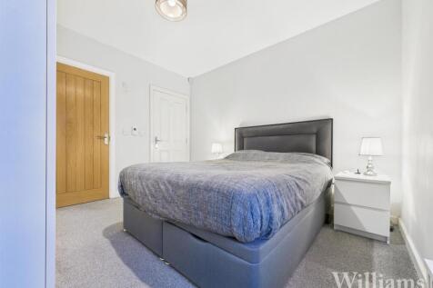 CAM02861G0-PR0531-STILL022 - Copy.jpg