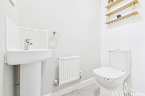 CAM02861G0-PR0528-STILL001 - Copy - Copy.jpg