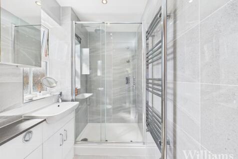 CAM04950G0-PR0124-STILL035 - Copy.jpg