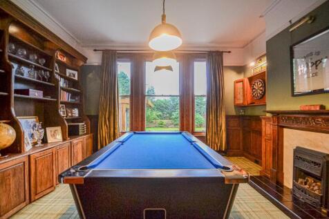 Lounge/Recreational Room