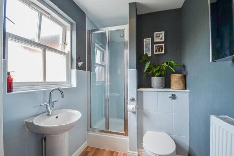 Bedroom Two En-Suite