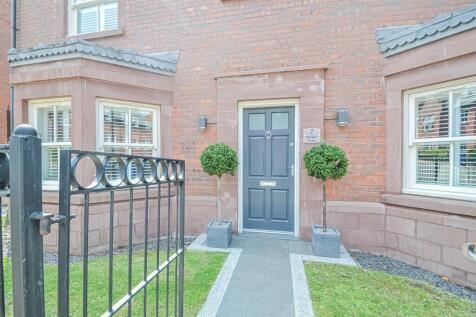 Landscaped Entrance