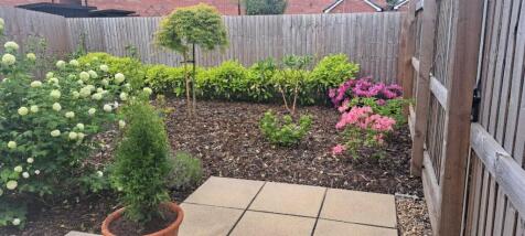Twin Themed Garden