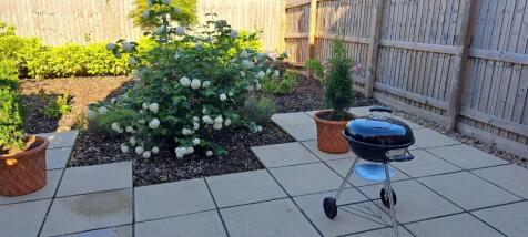 Alfresco Dining