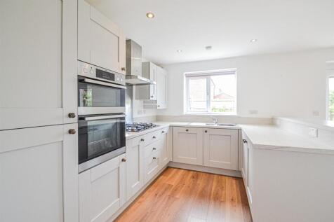 Kitchen &amp; Dining Area