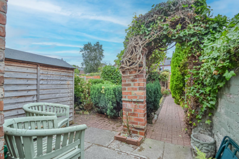 Patio Area &amp; Garden Access