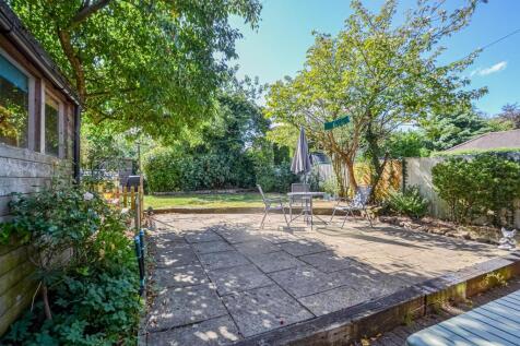 Patio Garden &amp; Lawn
