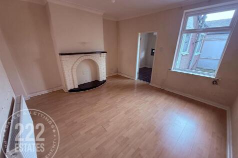 PHOTO-2025-10-06-12-54-09 (8).jpg