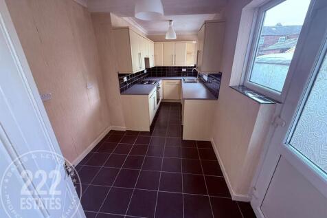 PHOTO-2025-10-06-12-54-09 (6).jpg