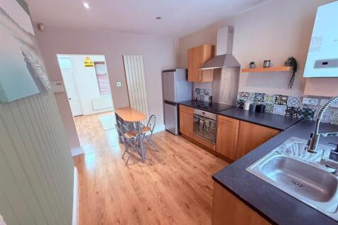 PHOTO-2025-10-27-11-59-31 (7).jpg