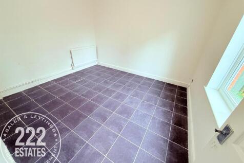 PHOTO-2025-11-04-14-31-24 (14).jpg