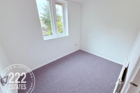 PHOTO-2025-11-04-14-31-24 (11).jpg