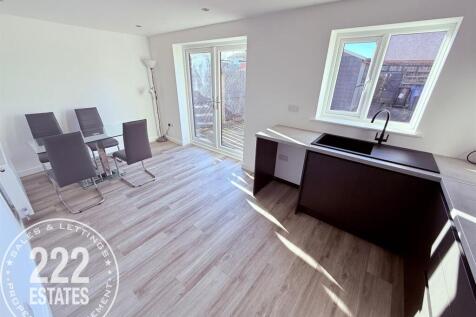 PHOTO-2025-11-25-12-19-49 (9).jpg