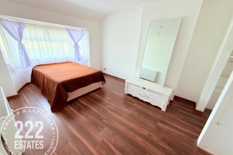 PHOTO-2025-11-04-12-55-30 (5).jpg