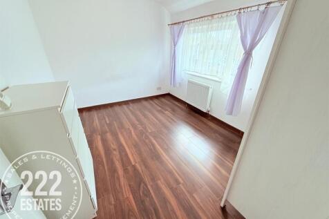 PHOTO-2025-11-04-12-55-30 (4).jpg