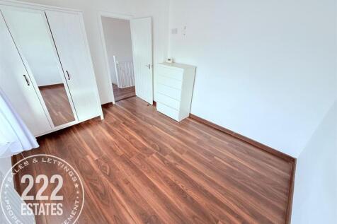 PHOTO-2025-11-04-12-55-30 (3).jpg