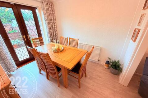 PHOTO-2025-10-14-18-05-04 (21).jpg