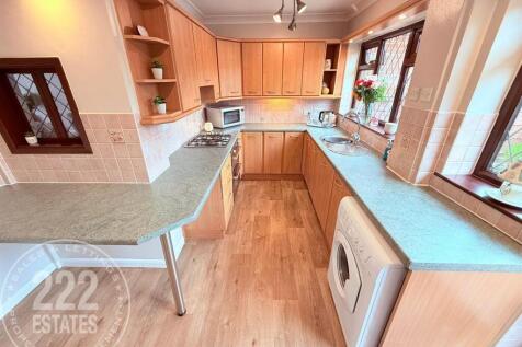 PHOTO-2025-10-14-18-05-04 (22).jpg