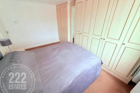 PHOTO-2025-10-14-18-05-03 (7).jpg