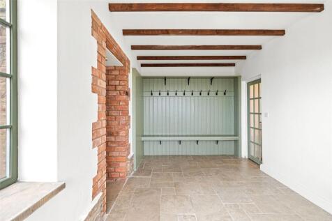 Garage/Workshop