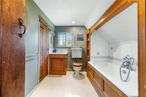 3 Bathrooms