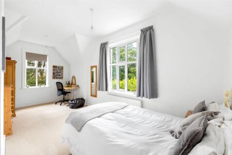 5 Bedrooms