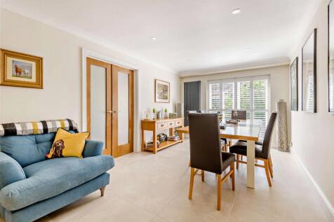 3 Reception Rooms