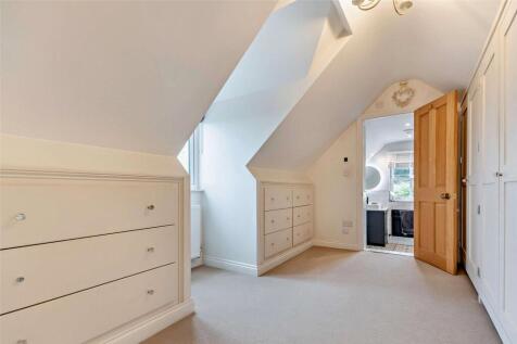 Fitted Storage