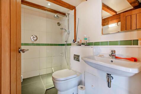 3 Bathrooms