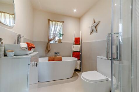 4 Bathrooms