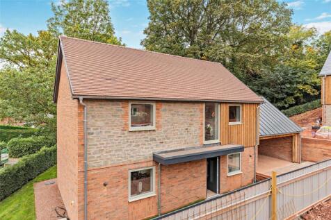 Carport &amp; Parking