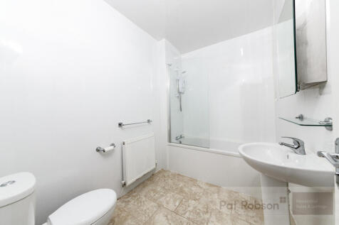 20 b MANOR HOUSE ROA