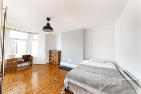 127 stratford road43