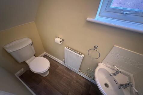 Cloakroom/wc