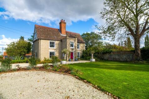 1440-Ringshall Ho...