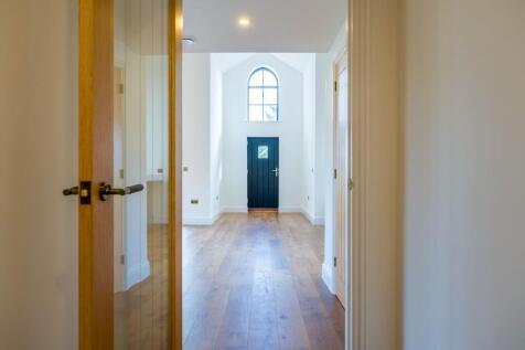 1440px-The Assemb...