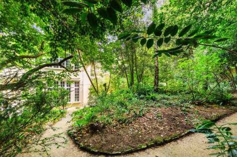 Garden 8