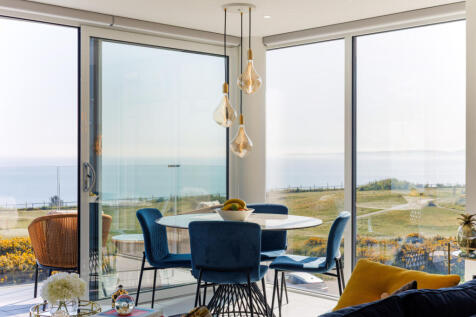 Dining Detail