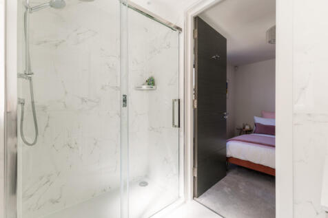 Bedroom Two Shower 1