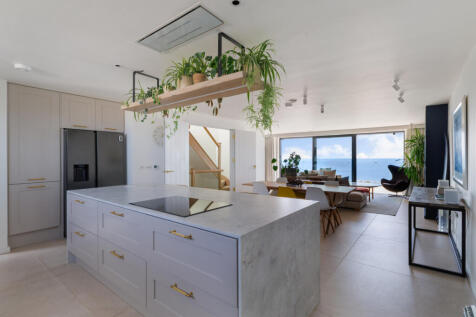 Kitchen/View