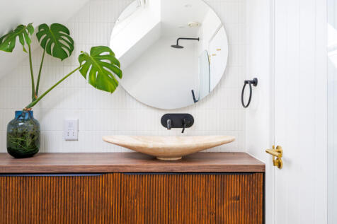 2nd Floor Bath