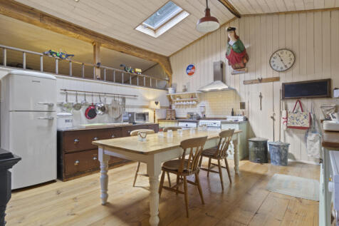 Annex Kitchen/Dining