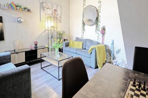 Lounge4 hdr
