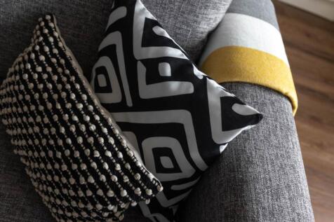 lounge features (2)