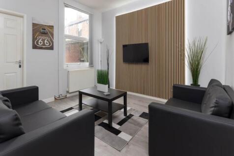 Lounge Shots (2)