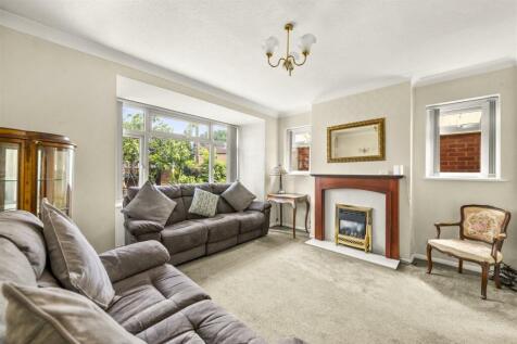 Living Room.jpg