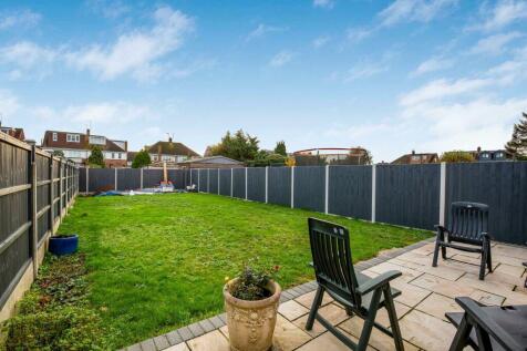 S-260_Feltham_Hill_Road_TW15_1LN-14.JPG