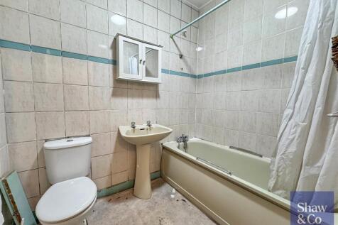 Bathroom.jpeg