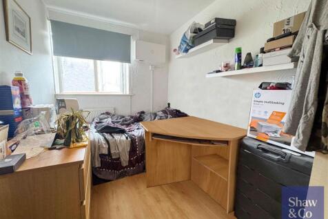 Bed 3.jpeg