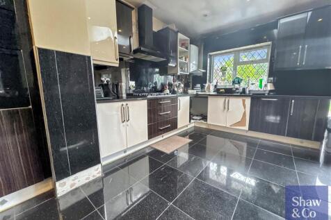 Kitchen..jpeg